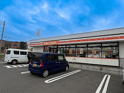 セイコーマート西岡中前店 650ｍ(徒歩9分)