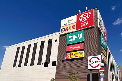 クイズゲート浦和（現地より徒歩25分） 約1950m