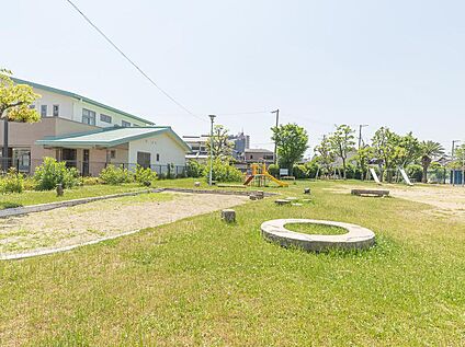 前ケ池公園 約500m(徒歩7分)