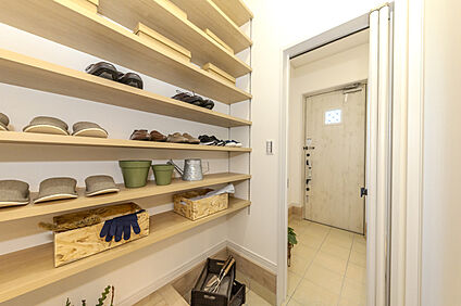【シューズクローク/当社施工例】