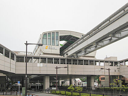 多摩モノレール「玉川上水」駅 640m