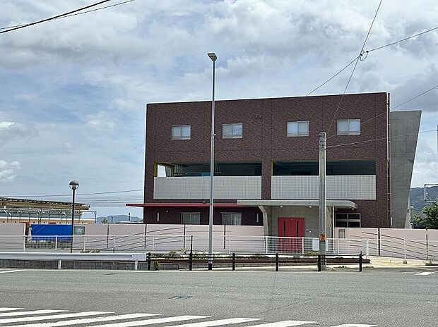 らいざん保育園(約1,680m)