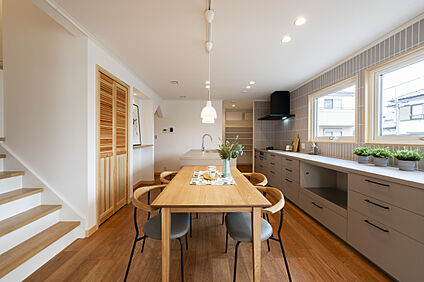 ダイニング・キッチン