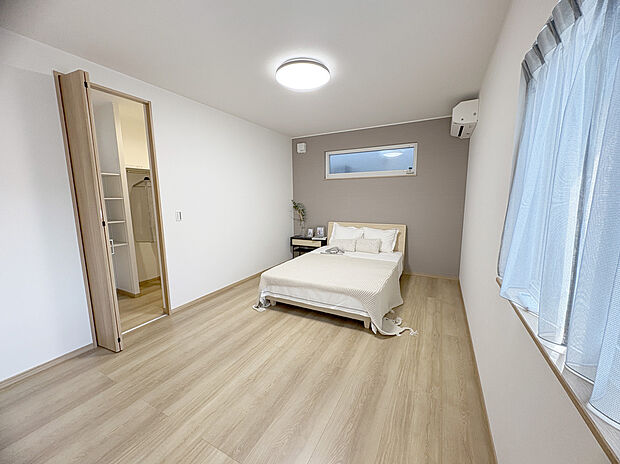 【2階 洋室】現地モデルハウス