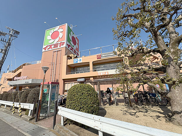 イズミヤ泉北店(約1,540m・徒歩20分)