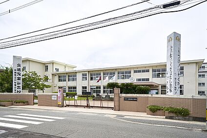 加布里小学校 1,400ｍ