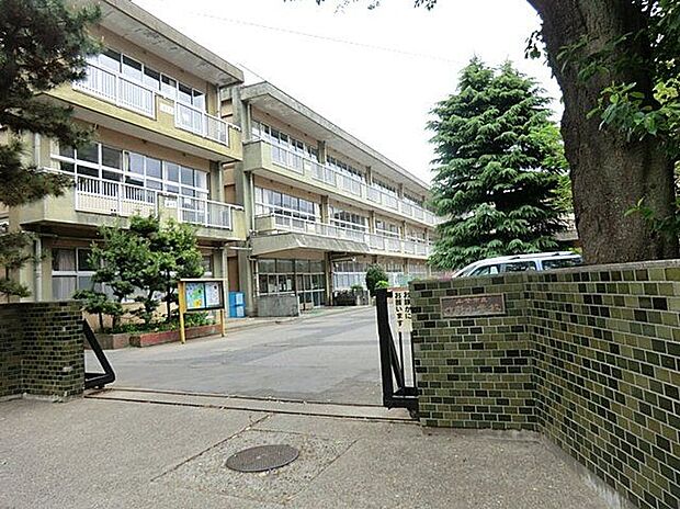 千葉市立作新小学校(約830m)