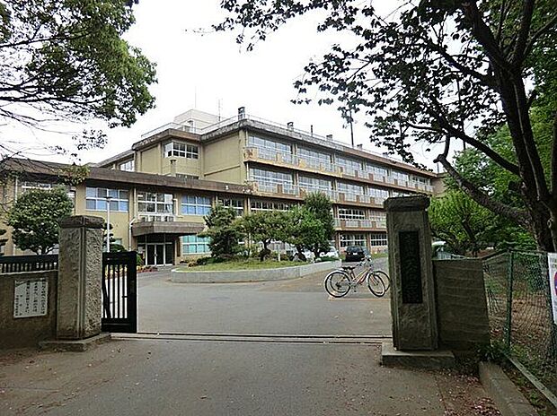 千葉市立天戸中学校(約1,420m)