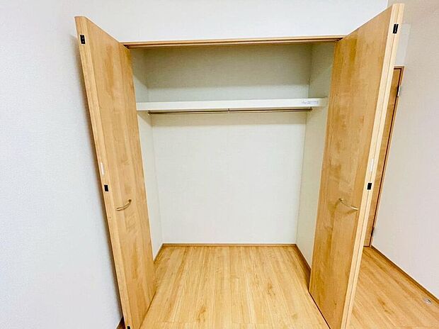 【収納】洋室が4部屋あり、ご家族それぞれのプライベートスペースを確保できます