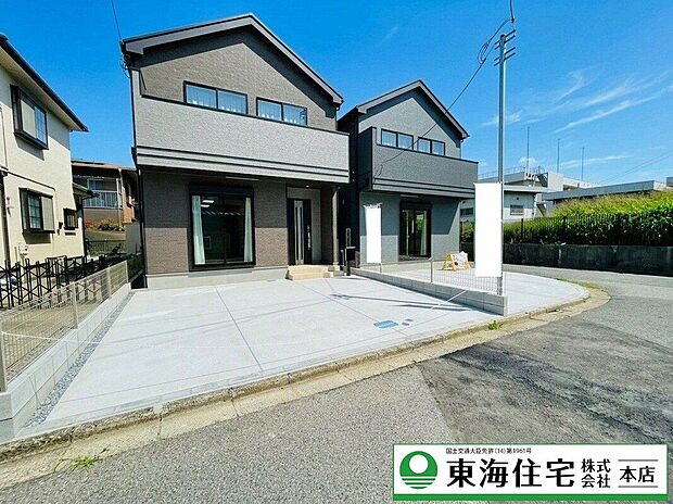 【駐車場】カースペース並列2台駐車可!(車種による)