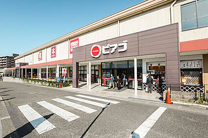 ピアゴ 植田店 約450～460m(徒歩約6分)