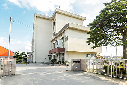知立南小学校 約720～850m(徒歩約9～11分)