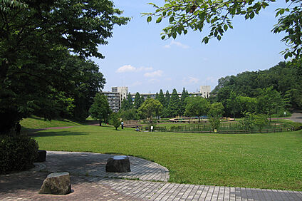 牧野ヶ池緑地 約1060～1070m(徒歩約14分)