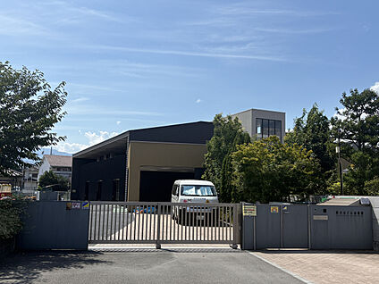 学校法人愛泉学園 認定こども園 厚木のぞみ幼稚園 現地から1030m～1070m。(徒歩13分～14分。)