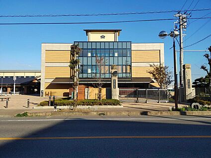 高浜市立高浜小学校 約850m(徒歩約11分)