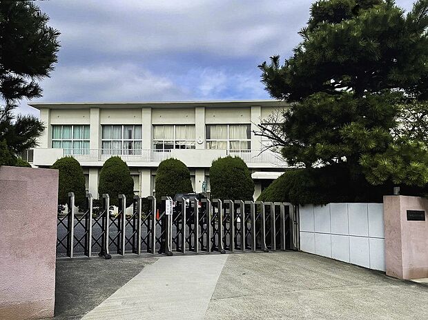 刈谷市立小垣江小学校