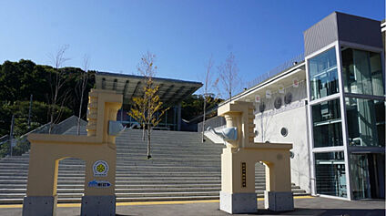 福岡市動植物園 現地から740m。(徒歩10分。)