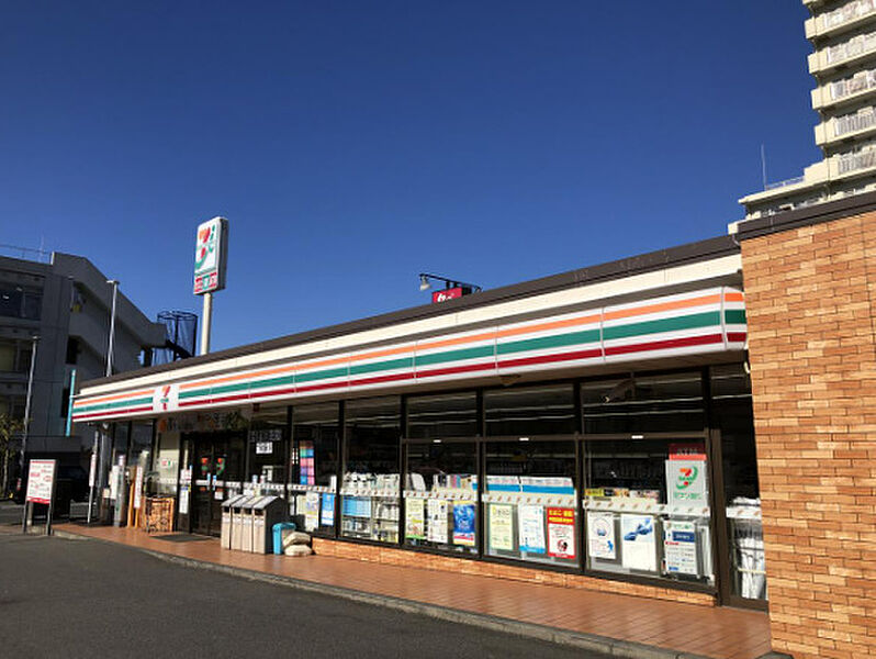 セブンイレブン横須賀北久里浜店