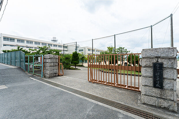 枚方市立津田中学校（約1,680m）