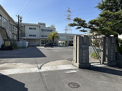 東浦中学校 1800ｍ(徒歩23分)