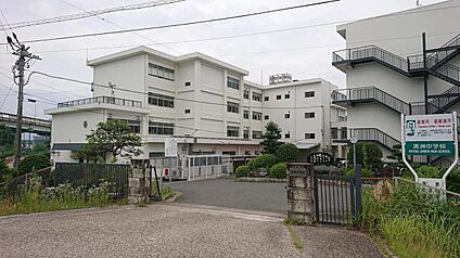 清須市立清州中学校 2000m(徒歩約25分)