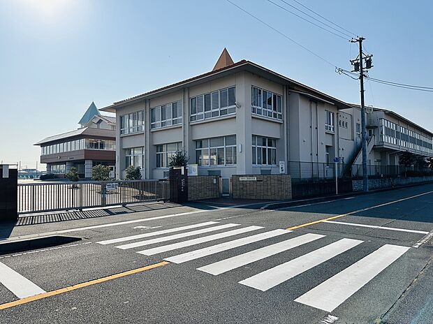 弥富市立弥富中学校