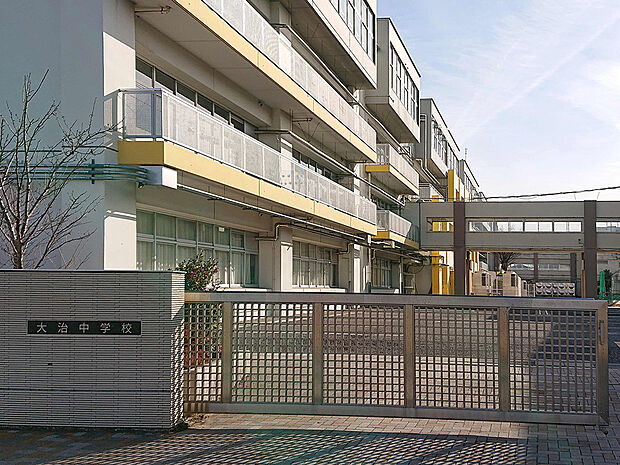 大治町立大治中学校(約1,500m)