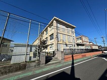 一宮市立大和東小学校 約1330m(徒歩17分)