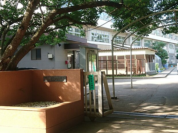 藤心小学校 1270m
