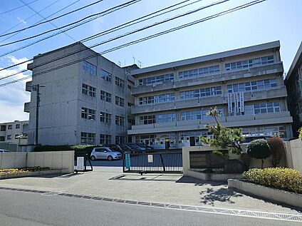 六実中学校 1490ｍ