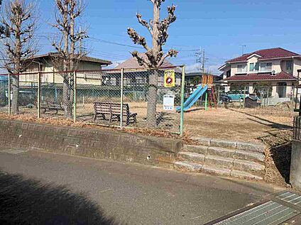 いぶき野団地北公園 165ｍ