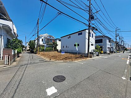現地写真（前面道路含む）