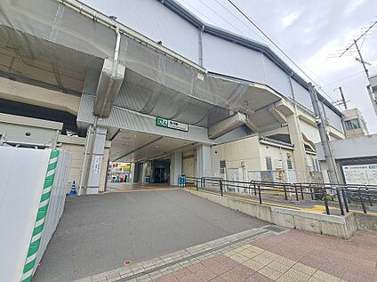 JR吉川駅 2050ｍ