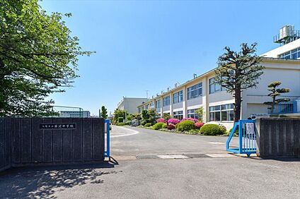 入間市立藤沢中学校 600m