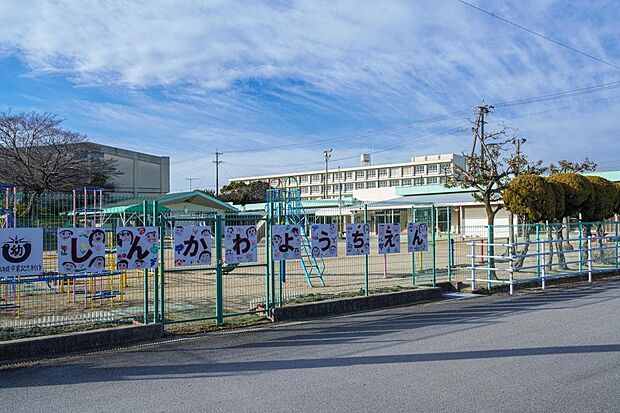 碧南市立新川幼稚園（約1,410m）