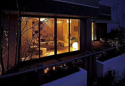 【高遮熱断熱複層ガラス】