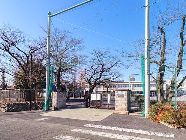 福生市立福生第四小学校（約160m）