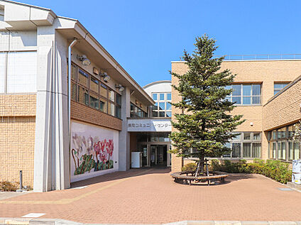 長岡コミュニティセンター図書室 1262ｍ(徒歩16分)