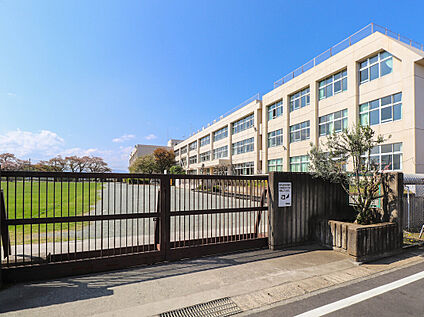 瑞穂第二中学校 1736ｍ(徒歩22分)