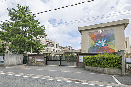 豊中市立第三中学校 現地から250m。(徒歩4分。)