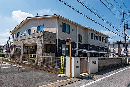 東大沢保育園（現地より徒歩4分） 約250m