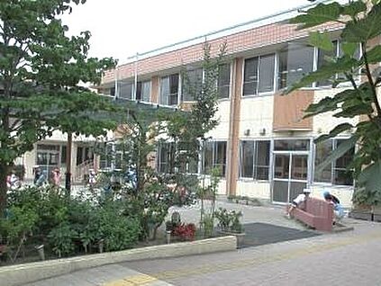 ふたば保育園 854m 