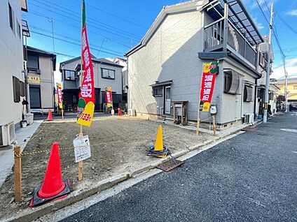 【前面道路含む現地写真】