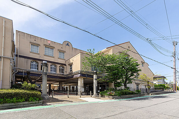 大社小学校