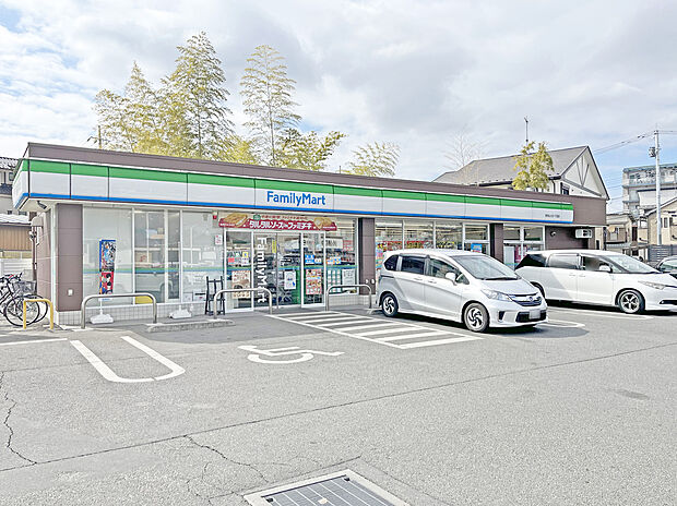 ファミリーマート東狭山ヶ丘一丁目店