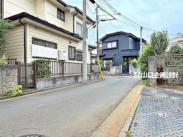 【前面道路 2026年6月撮影】見通しの良い道路です