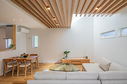 【LDK(13号地モデルハウス)】