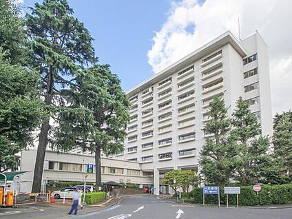 慈恵医大附属第三病院 2000m (徒歩25分・車で4分)