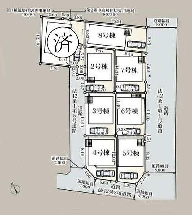 【全体区画図】全棟敷地内カースペース完備。前面道路は道幅が広くゆとりがあり、駐車の際にも安心です♪