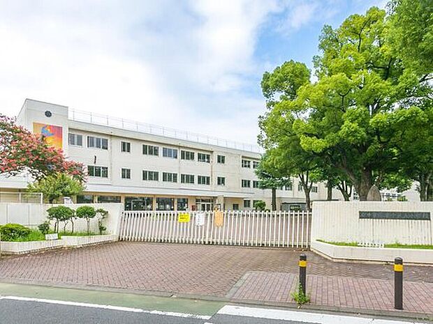 府中市立府中第五小学校(約400m)